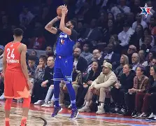 凤凰体育平台 -浓眉哥关键节点绝杀今夜葡萄牙体育调整名单以备国王杯，网友：Rookie连续三场比赛得分超过精彩发挥的简单介绍